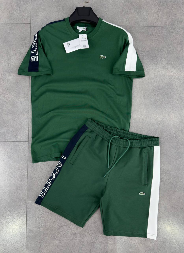 Set pentru bărbați Lacoste, verde cu elemente albe și negre. Calitate premium.