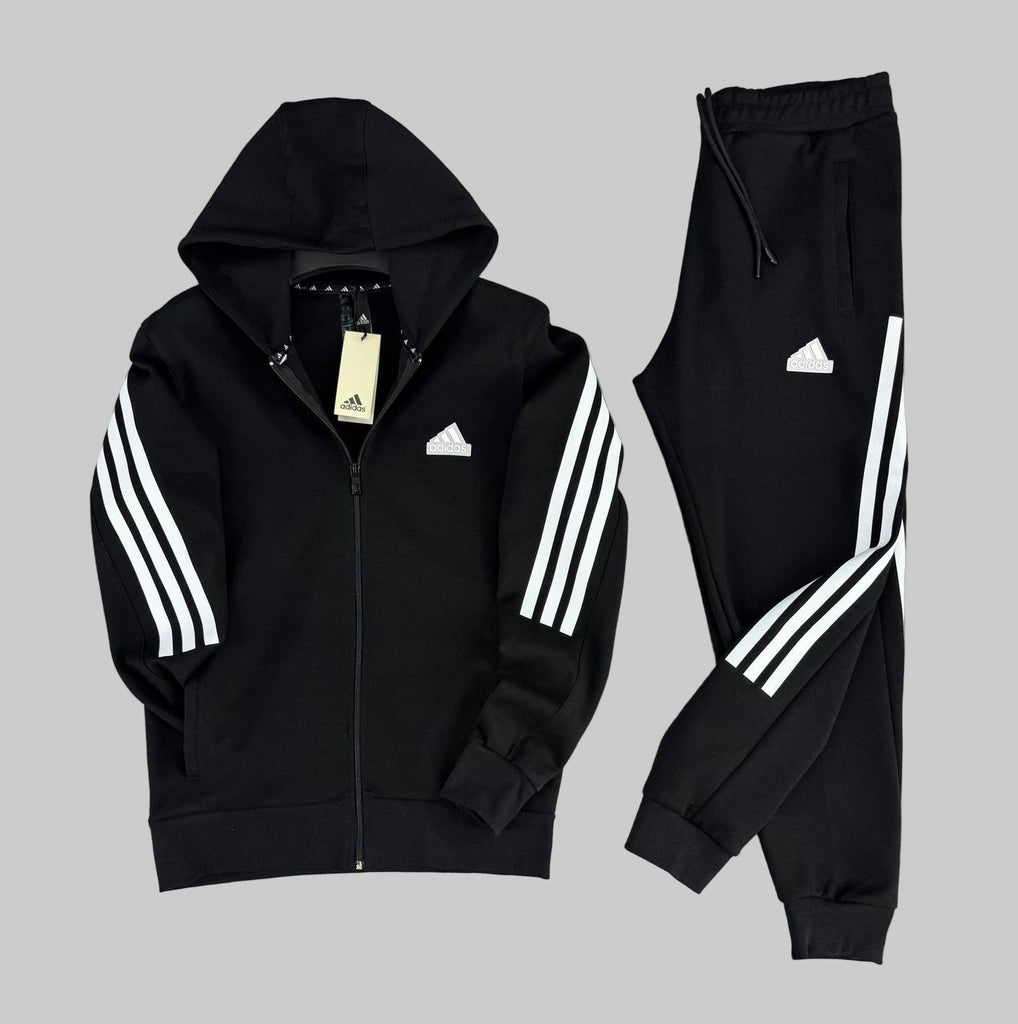 Trening bărbătesc Adidas,negru cu dungi verticale albe