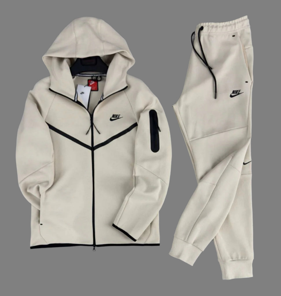 Trening bărbătesc Nike Tech Fleece, bej. Model 2024. Calitate premium.