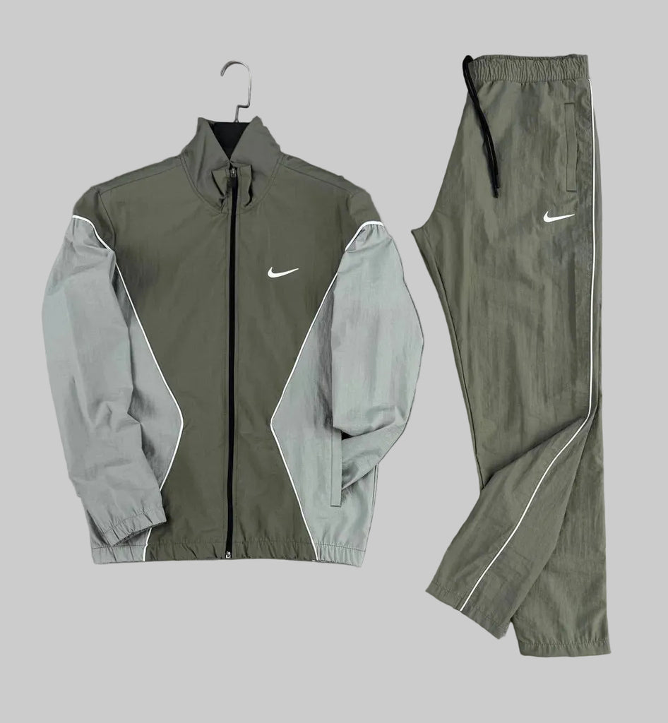 Trening bărbătesc Nike, bej și verde olive – material hidrofug