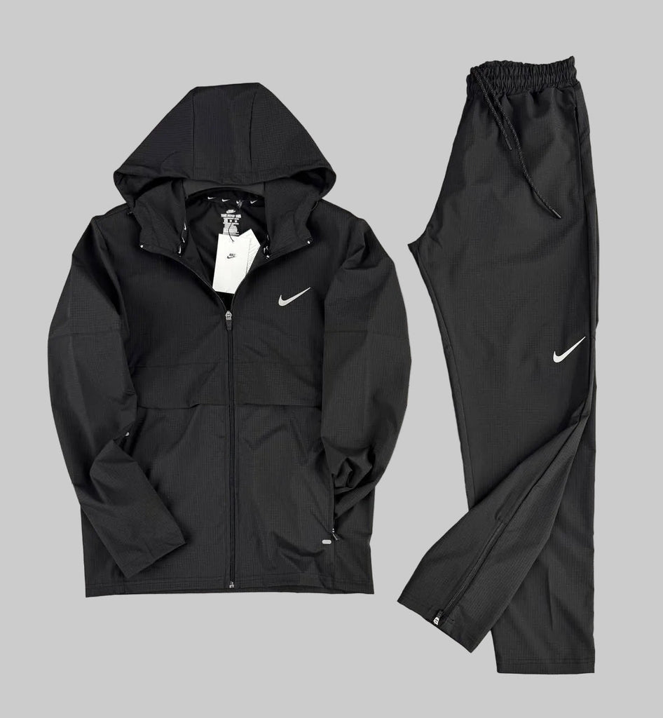 Trening bărbătesc Nike, negru – material hidrofug