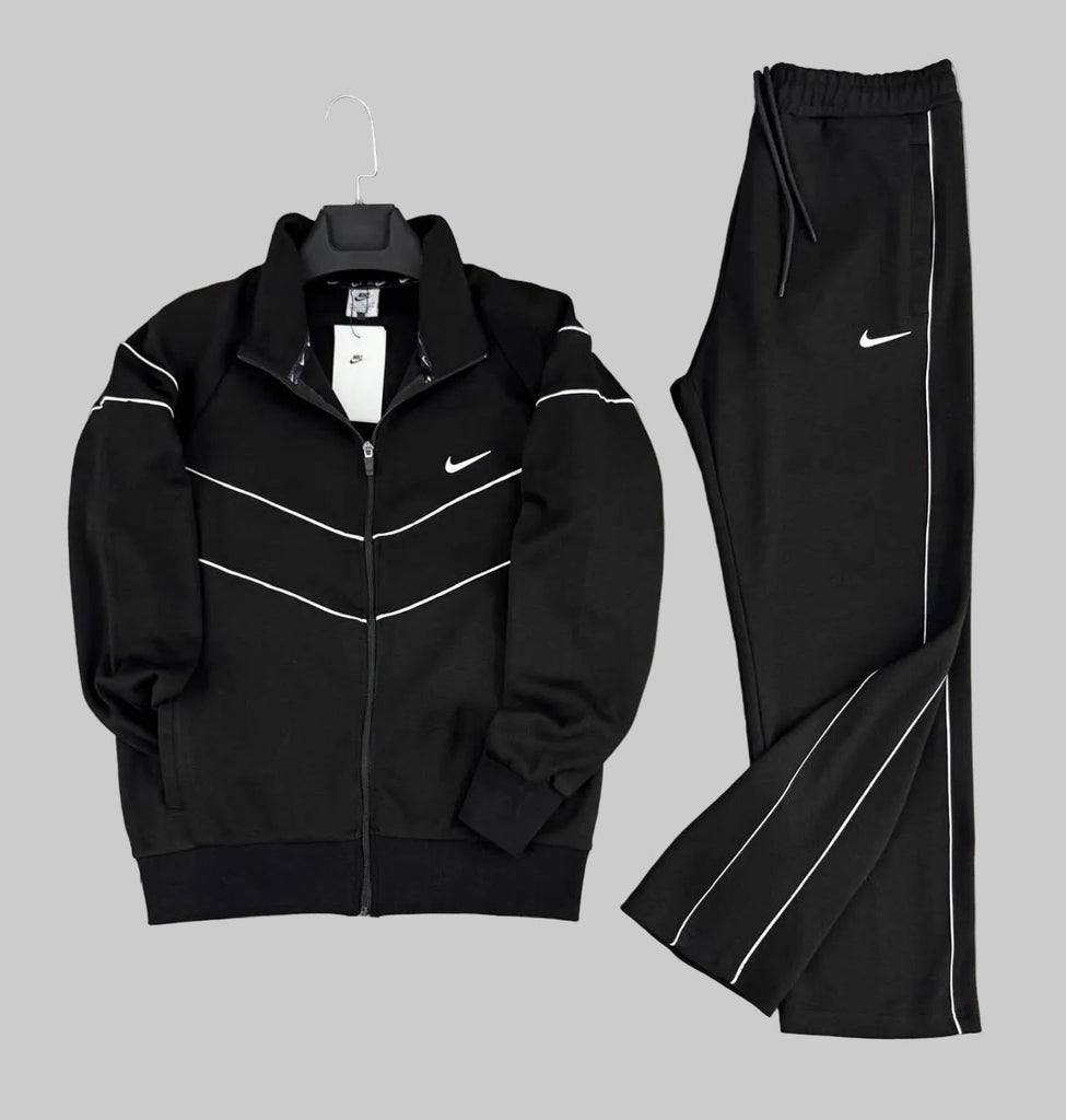 Trening bărbătesc Nike, negru cu două dungi albe