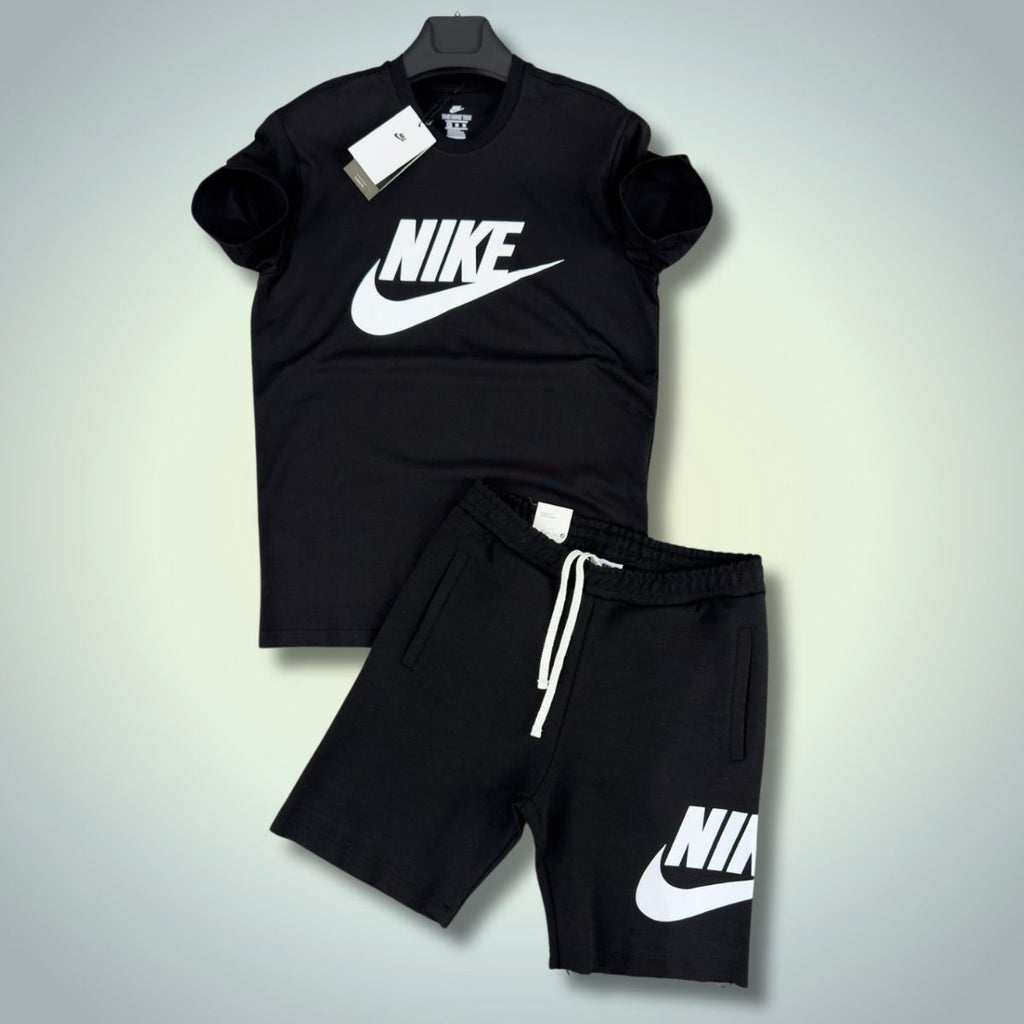 Set cu pantaloni scurți pentru bărbați Nike, Negru. Factory outlet