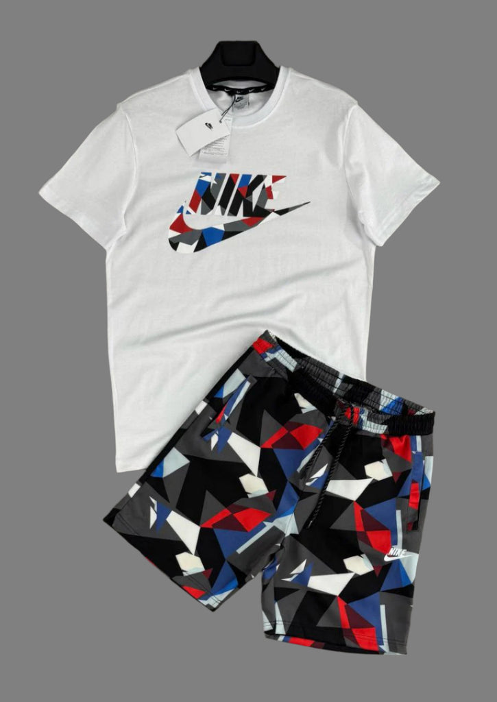 Set Nike pentru bărbați - cămașă albă și pantaloni scurți colorați
