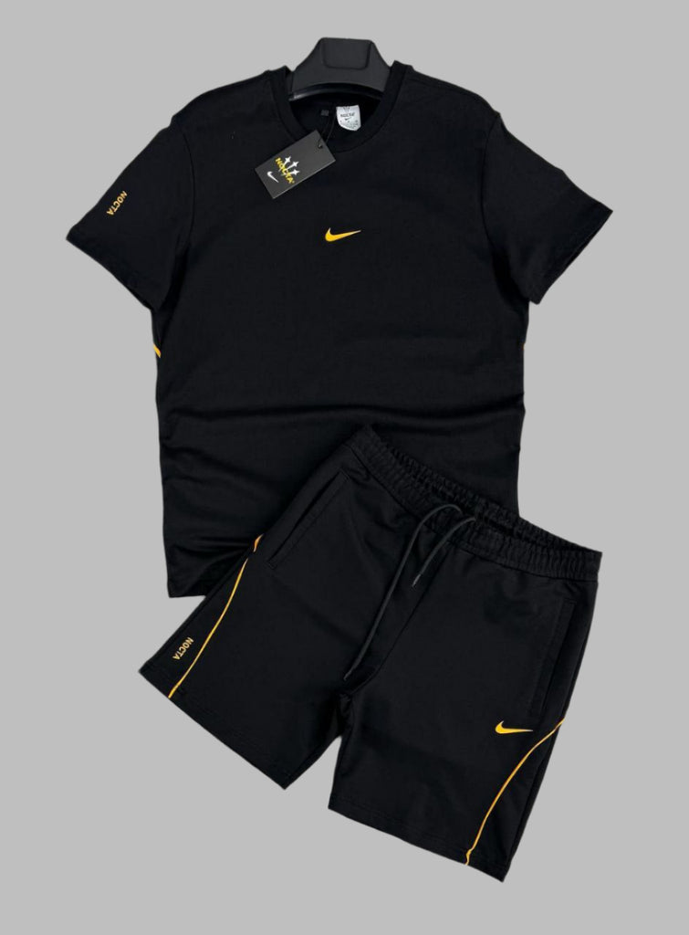 Set Nike „NOCTA” pentru bărbați - tricou și pantaloni scurți negri