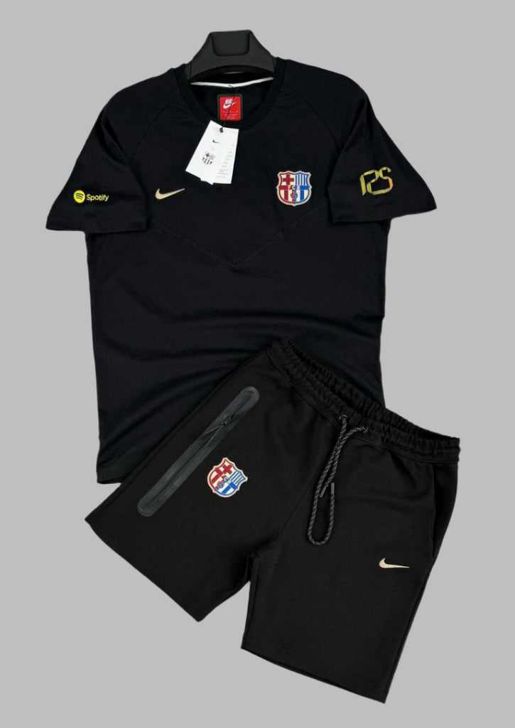 Echipament Nike pentru bărbați - negru cu emblema Barcelonei