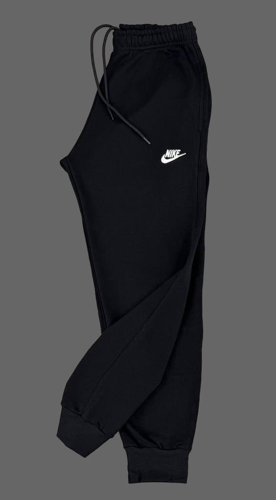 Pantaloni de trening Nike pentru bărbați, negru cu emblemă albă