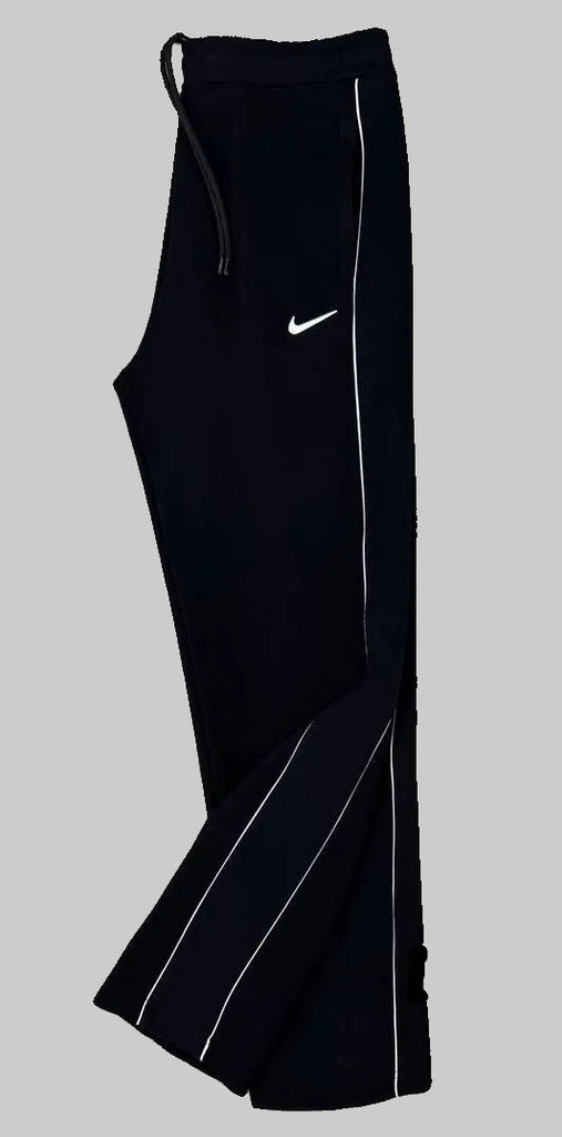 Pantaloni de trening bărbătești Nike, negri cu două dungi albe
