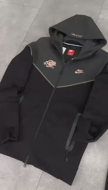 Trening pentru bărbați Nike x Syna World Tech Fleece, negru. Model 2024. Calitate premium