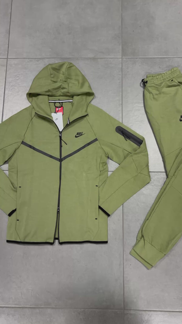 Trening pentru bărbați Nike Tech Fleece, verde măsliniu. Model 2024. Calitate premium