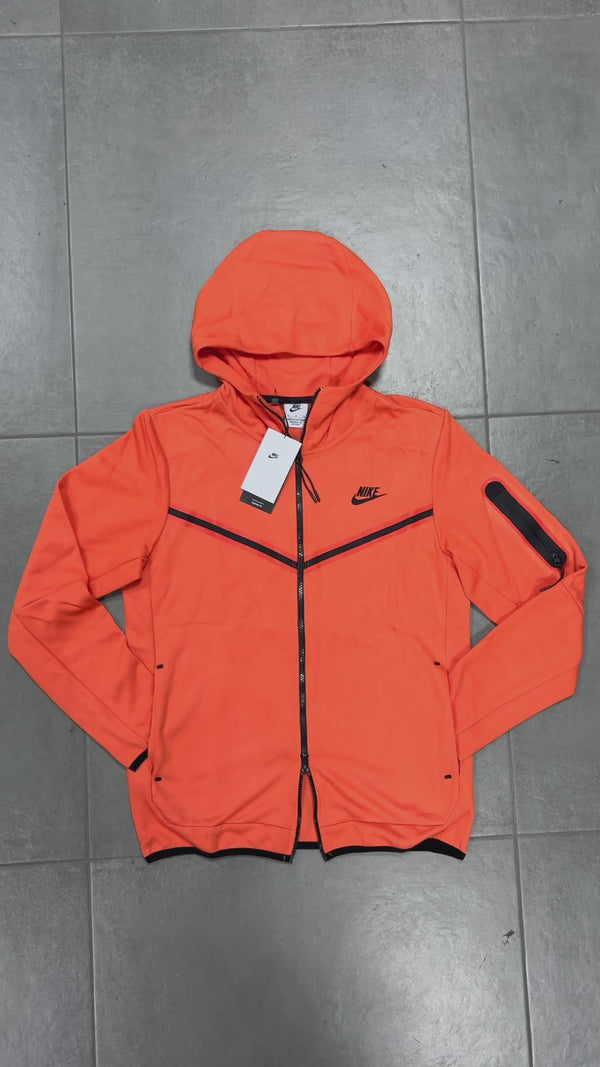 Bluză Nike Tech Fleece pentru bărbați, portocaliu. Calitate premium