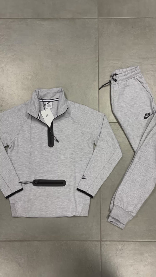 Trening Nike Tech Fleece pentru copii, gri clasic. Model 2024. Calitate premium