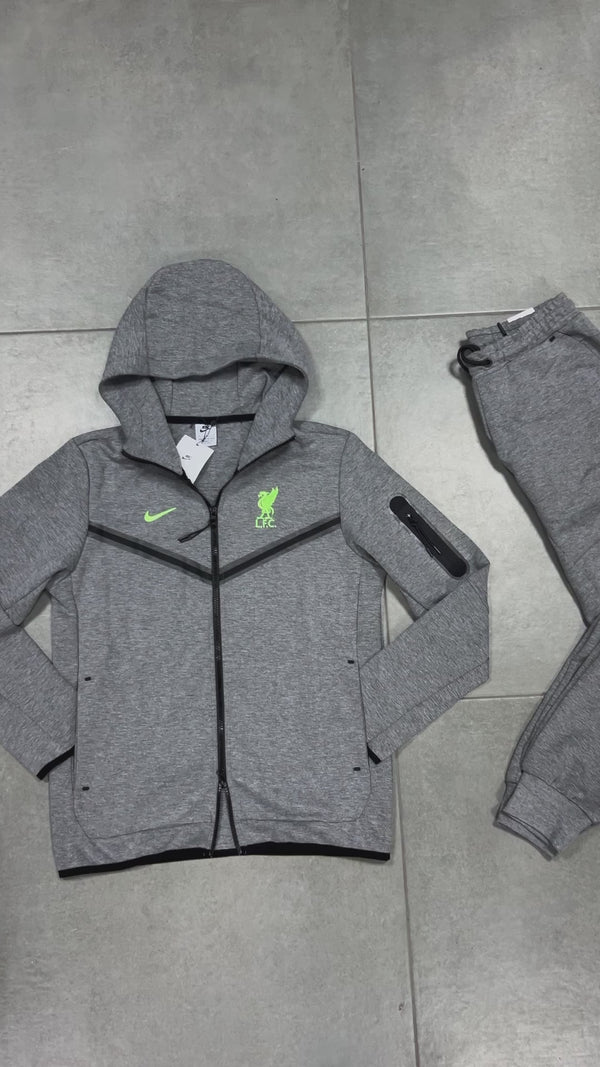 Trening Nike Liverpool Tech Fleece pentru bărbați, gri. Calitate premium